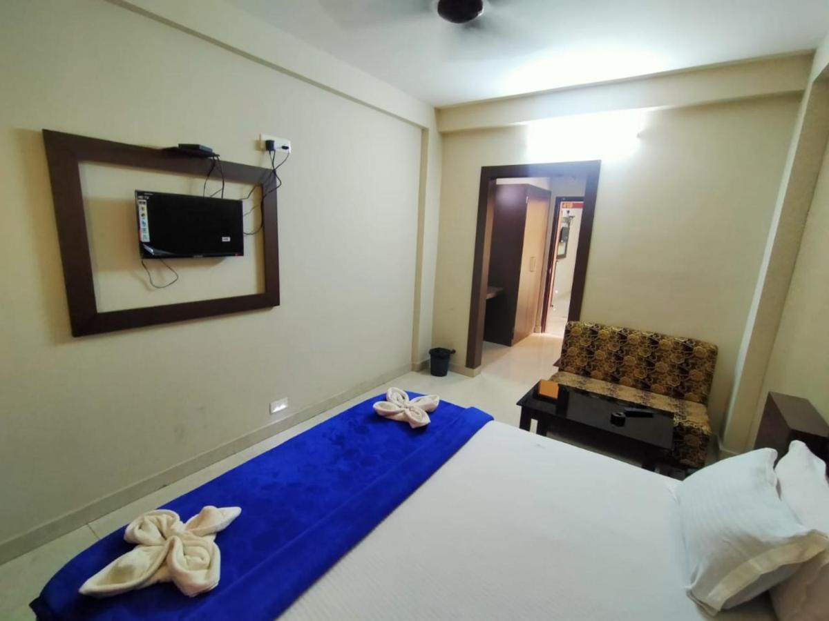 Sahoo Palace: Seaside Luxury In Hotel 3*
