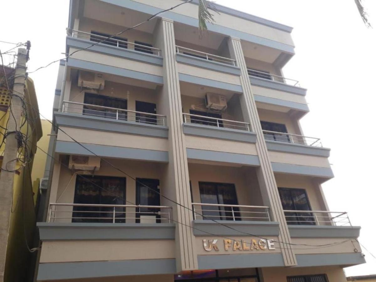 Sahoo Palace: Seaside Luxury In