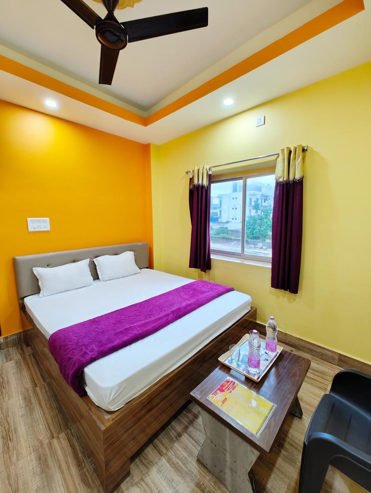 Hotel Sahoo Palace: Seaside Luxury In