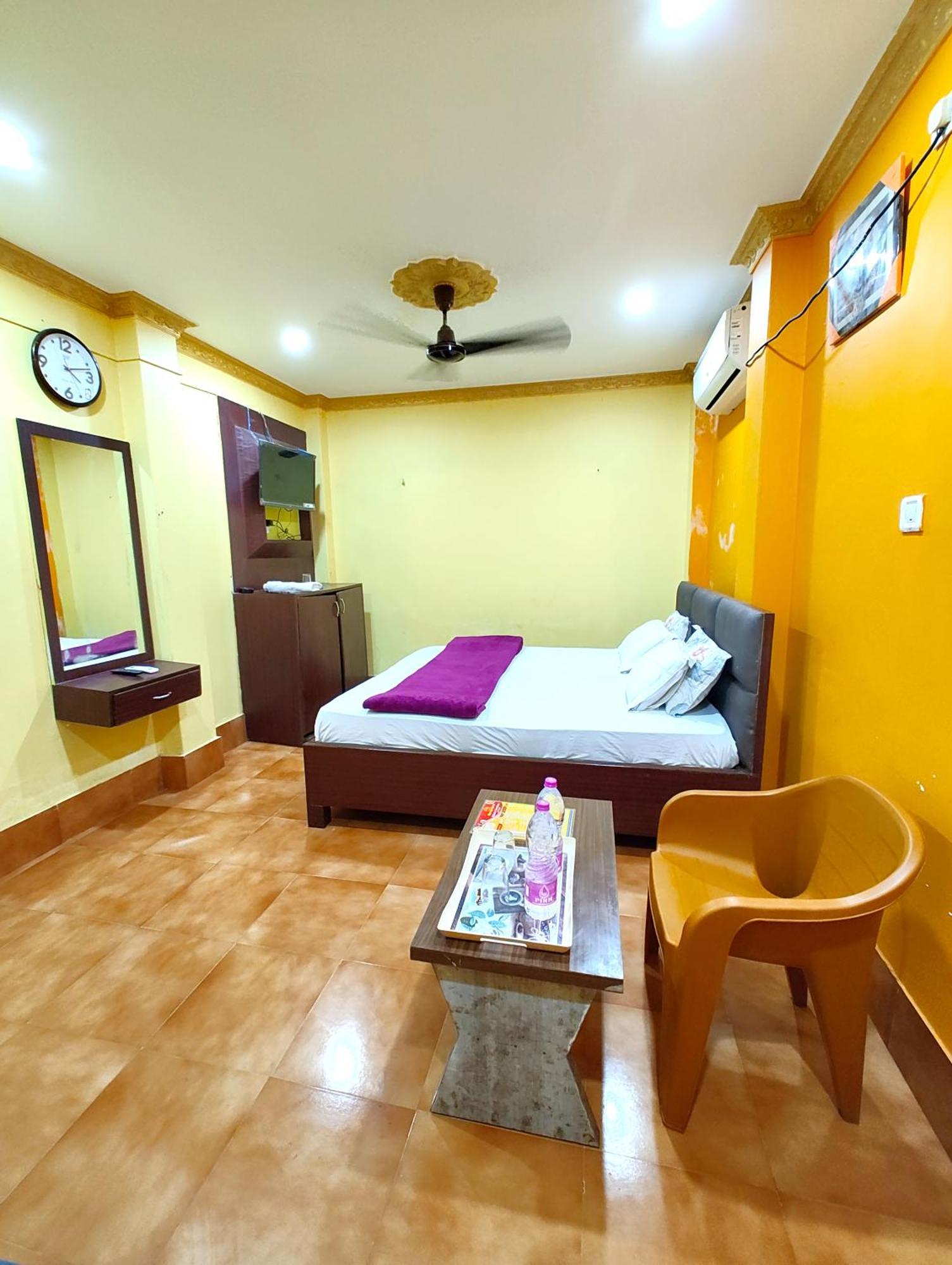 Sahoo Palace: Seaside Luxury In Hotel Puri